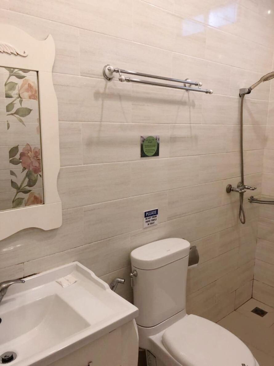 Pamoni Hotel Csaveng-part Szoba fotó