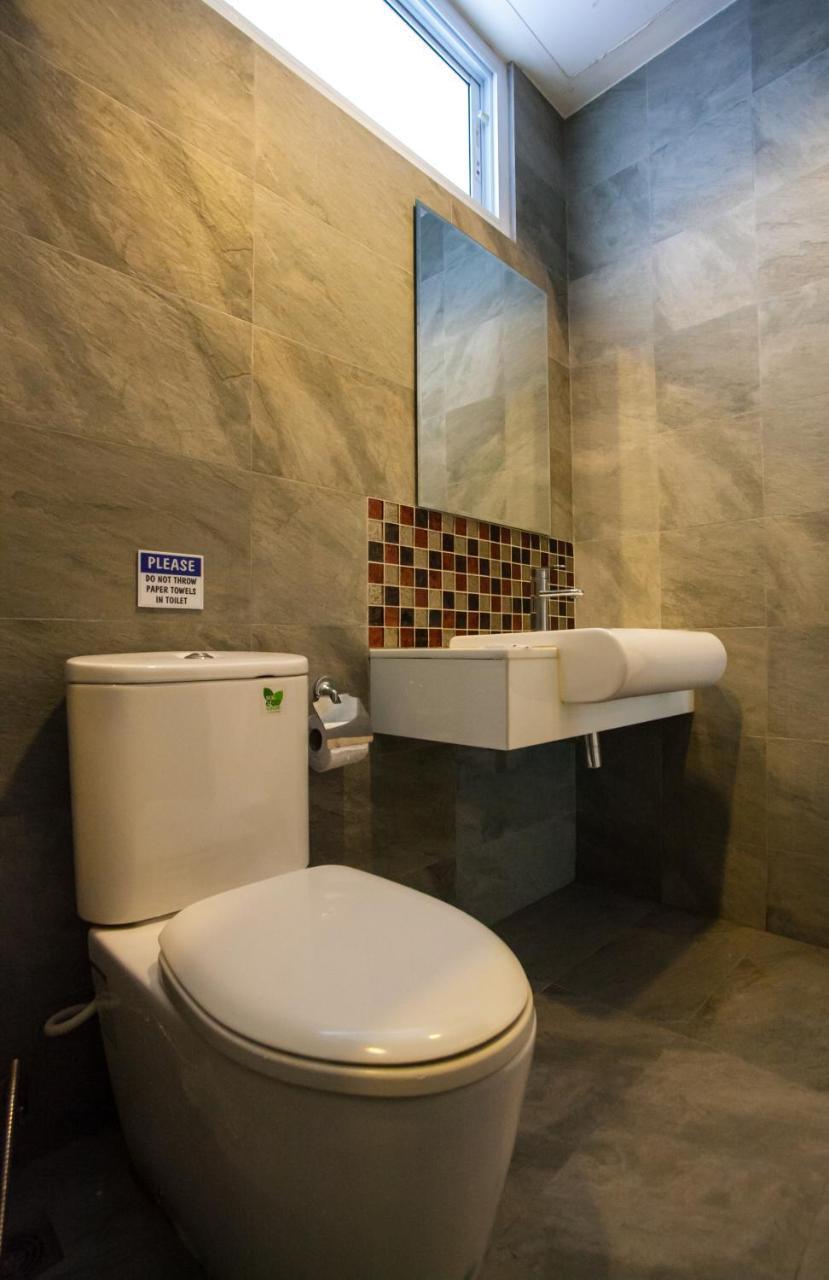 Pamoni Hotel Csaveng-part Kültér fotó