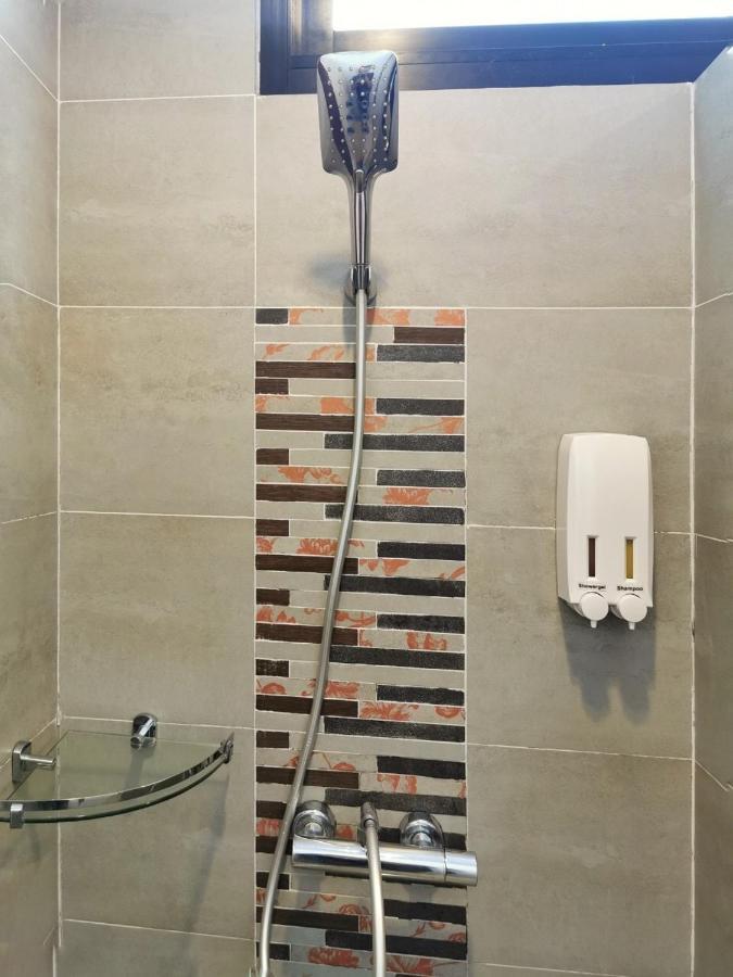 Pamoni Hotel Csaveng-part Kültér fotó